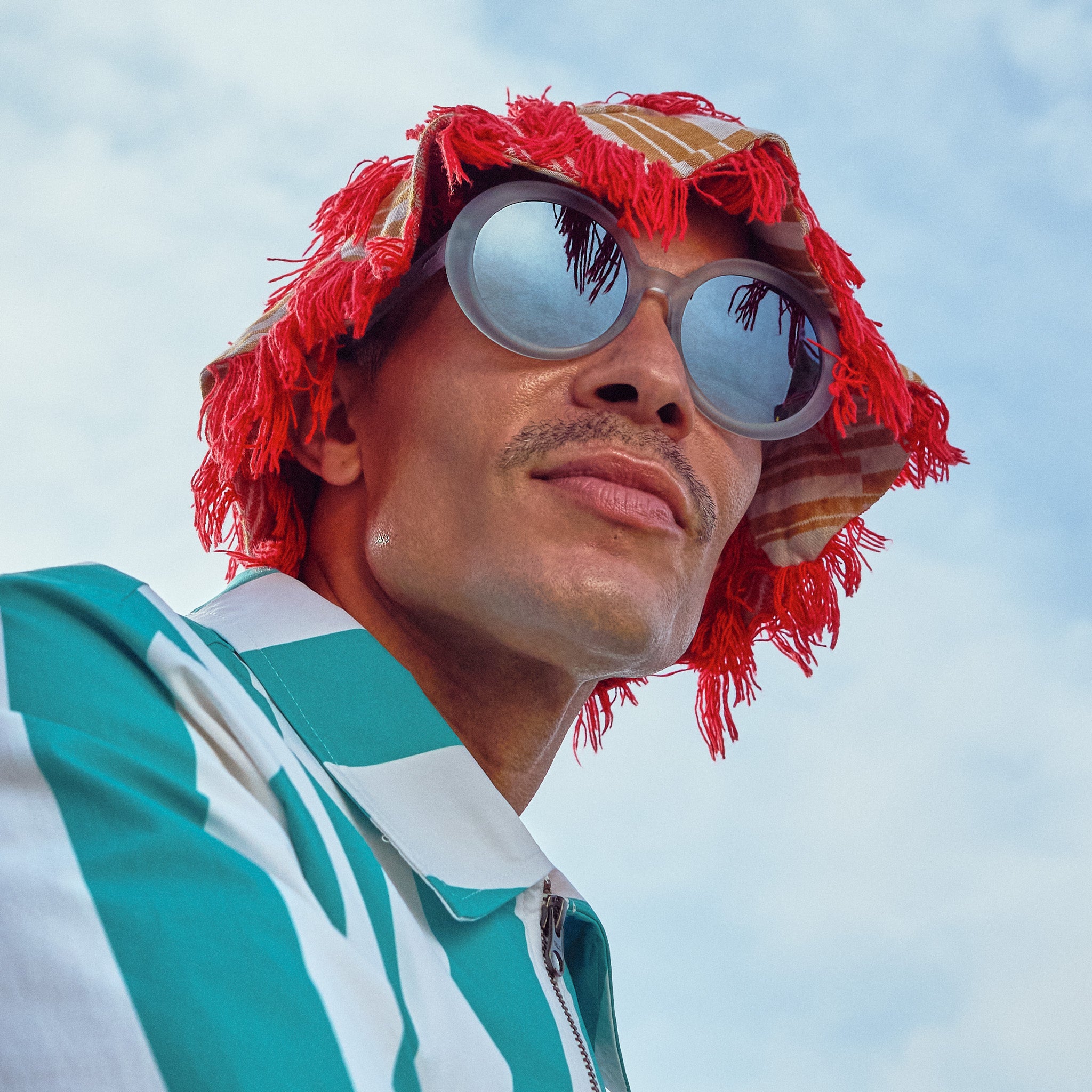 Alternative view of Interstellar Sparkle Club