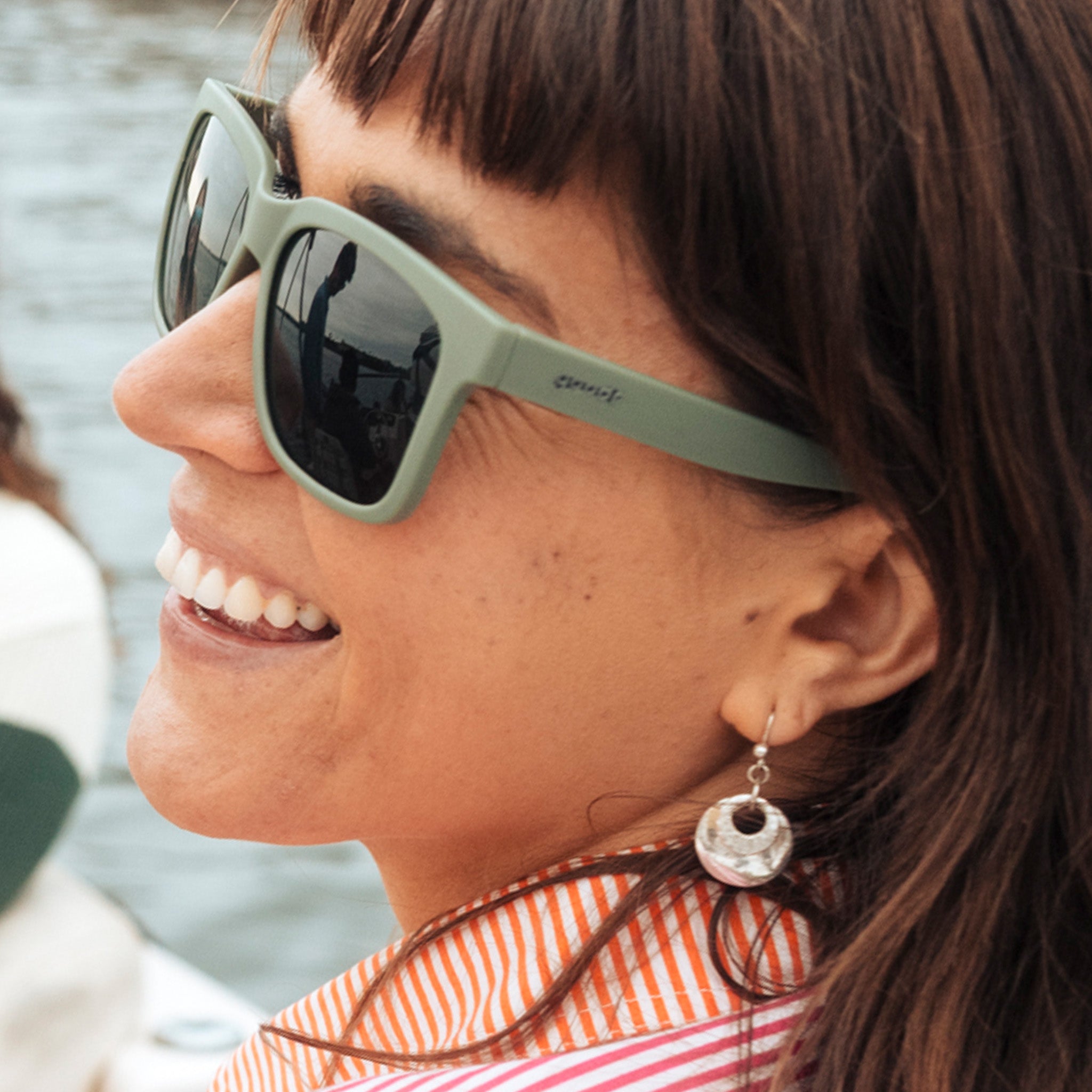 Lazy River Royalty - Image 4